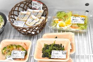 野菜を使った料理各種