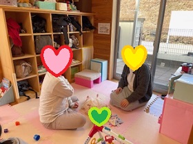 プレママとの、赤ちゃんを交えてのおはなしの写真