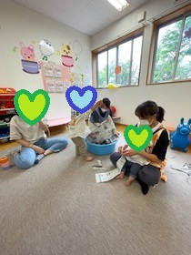新聞紙遊びの写真5
