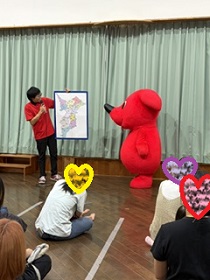 チーバくんの横から見た写真