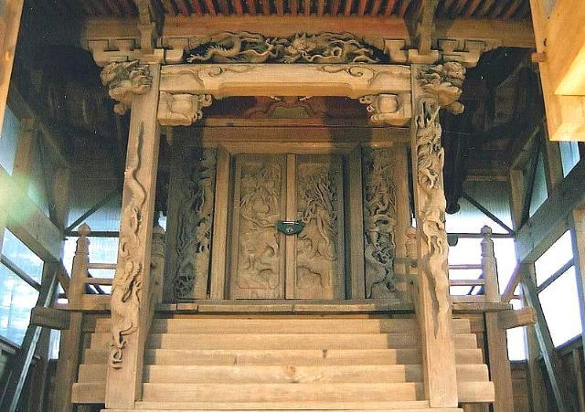 （写真）折立熊野神社本殿