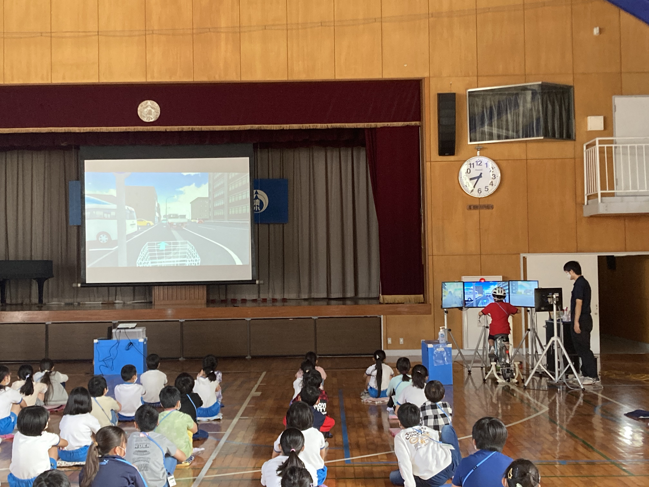 小学校交通安全教室