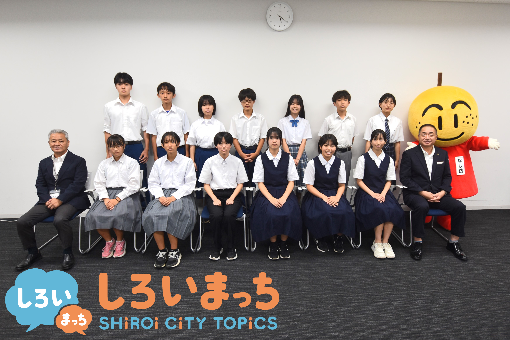 平和使節団の集合写真