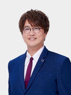 純烈リーダーの酒井一圭さん