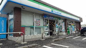 ファミリーマート外観