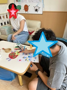 ご夫婦で制作する様子の写真