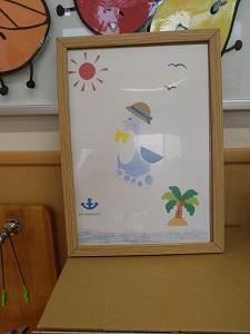 完成した手形足形アートの写真