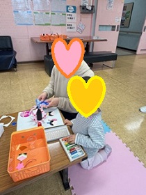 つるしびな制作写真