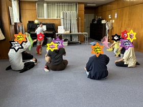 シフォンを持つ写真