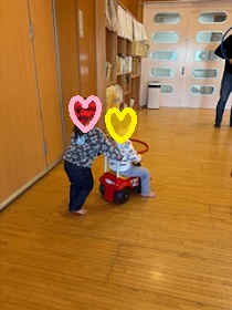 ホール遊びの写真