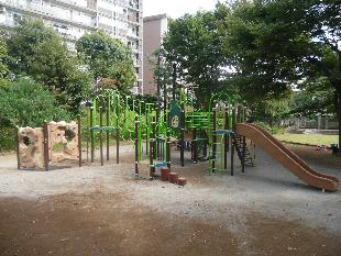 堀込第二児童公園　複合遊具