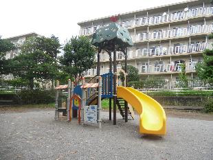 居向児童公園　更新後遊具