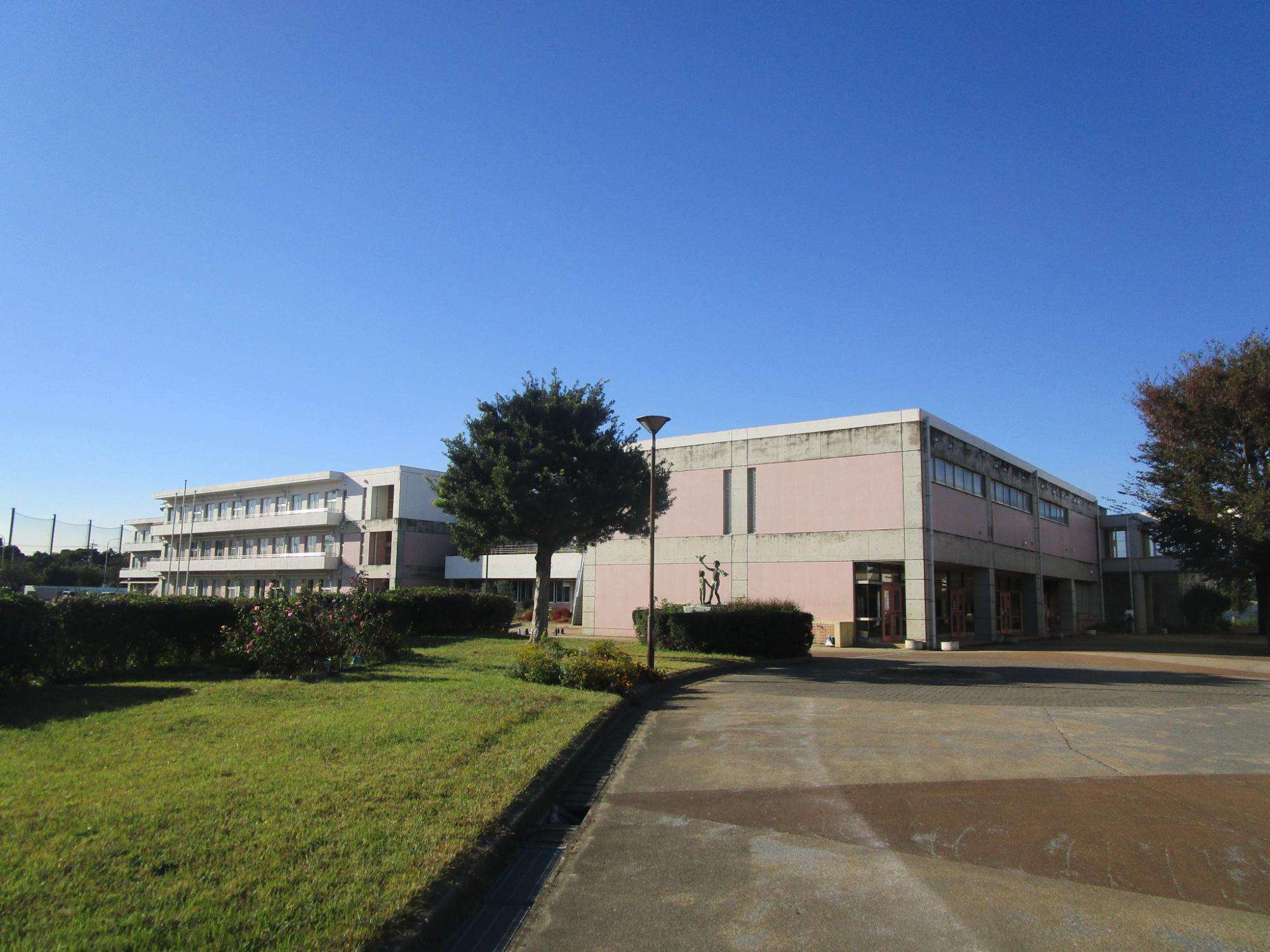 小学校校舎