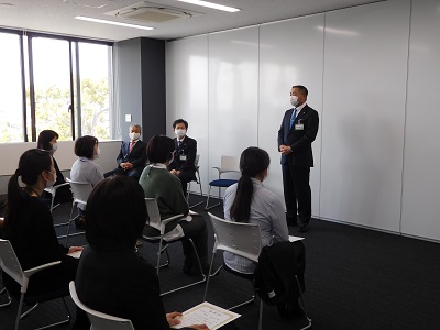 永年勤続表彰での挨拶の様子