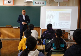 授業をする様子