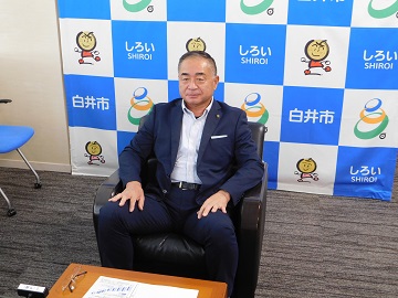 オンライン会議をする様子