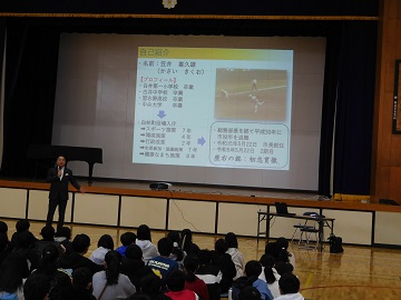 授業をしている様子