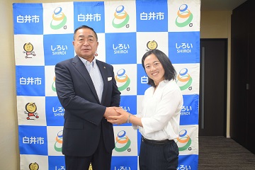安藤選手表敬訪問
