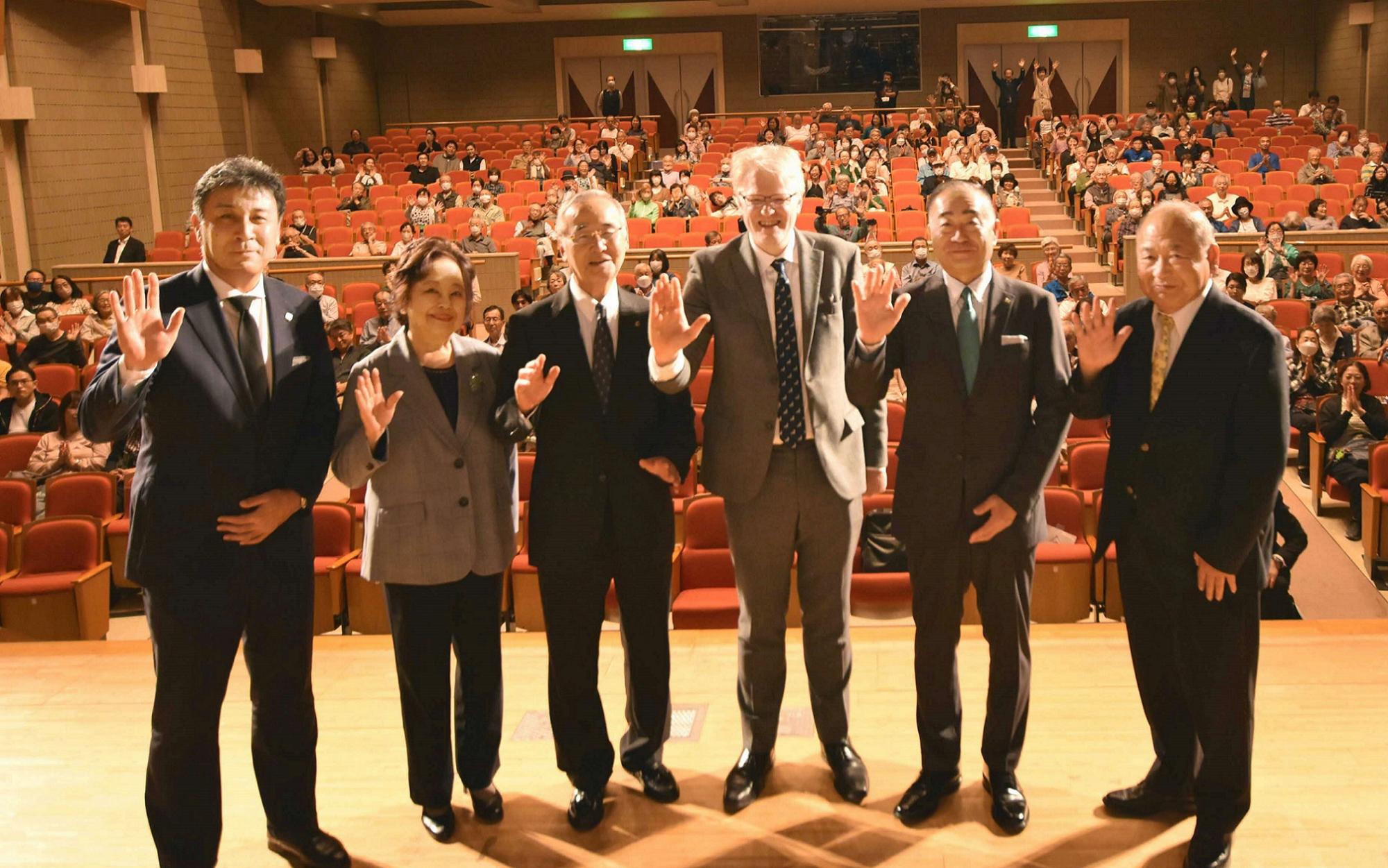 リトアニア共和国大使講演会 集合写真